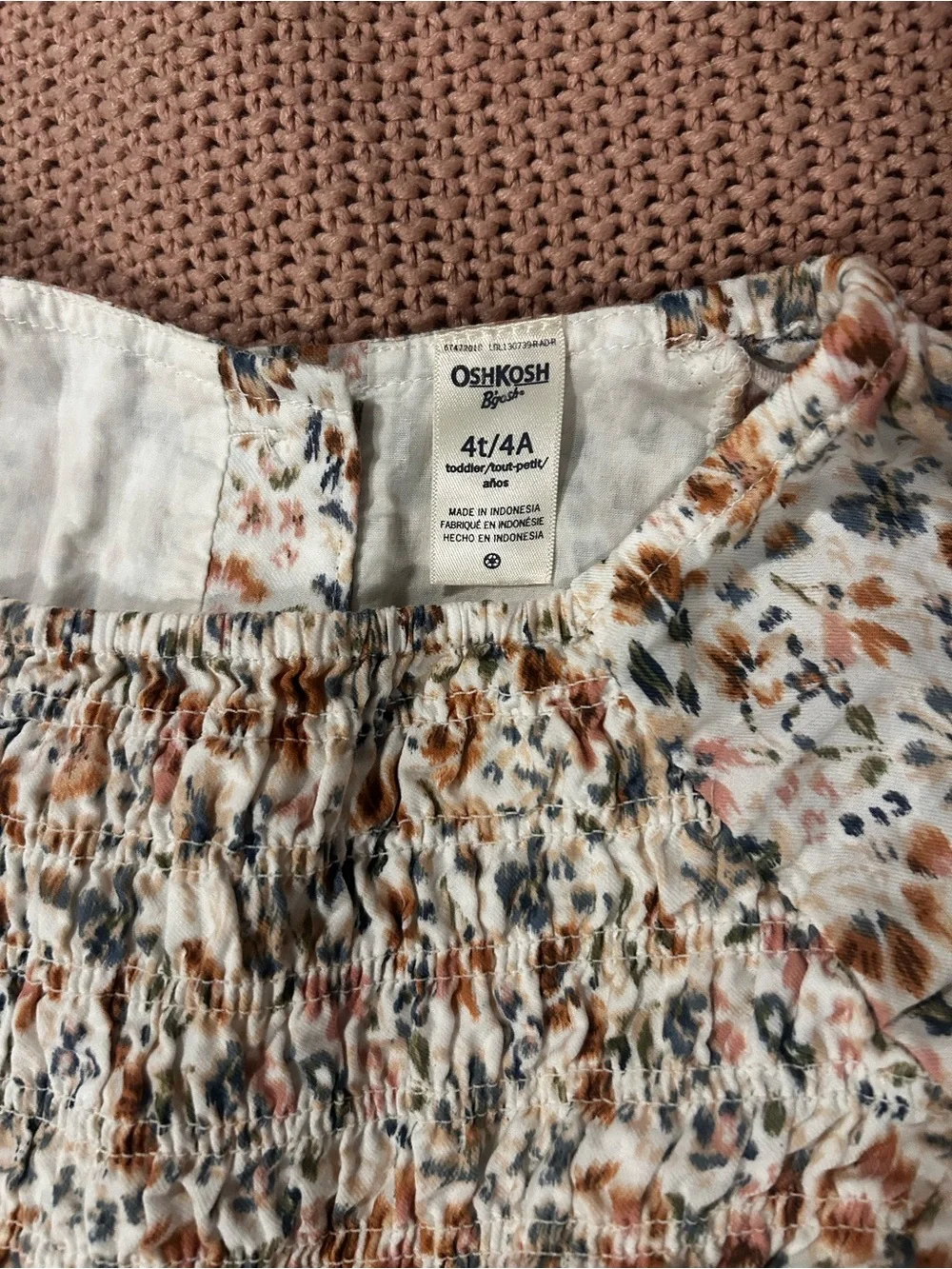 OshKosh B’gosh Girls Floral Smocked Long Sleeve Dress Size 4T